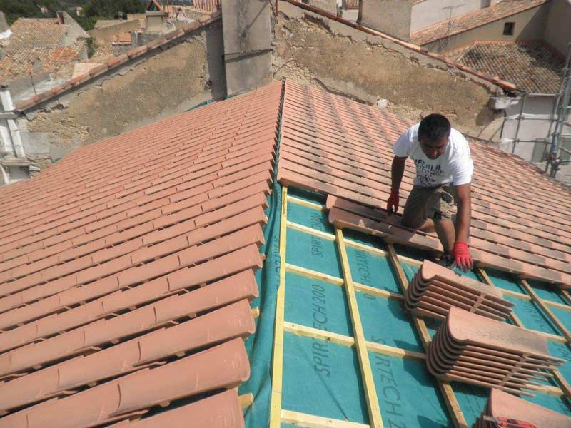 service de couvreur à Marseille